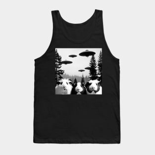 Funny Guinea Pig with Alien UFO Spaceship. Guinea Pig lover Tank Top